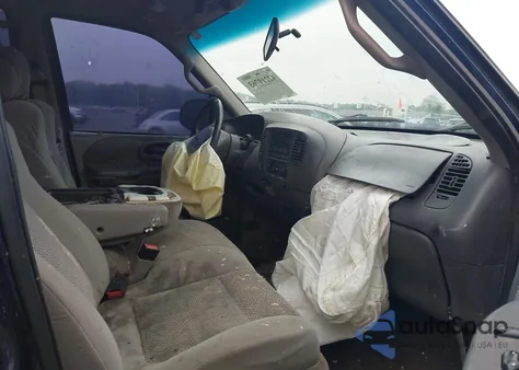 2002 Ford F-150 Lariat/Xlt z USA, uszkodzony, nr VIN 1FTRW08L32KB95040